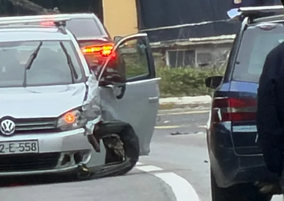Velike gužve na Bradini: Zbog sudara dva automobila stvorile se kilometarske kolone