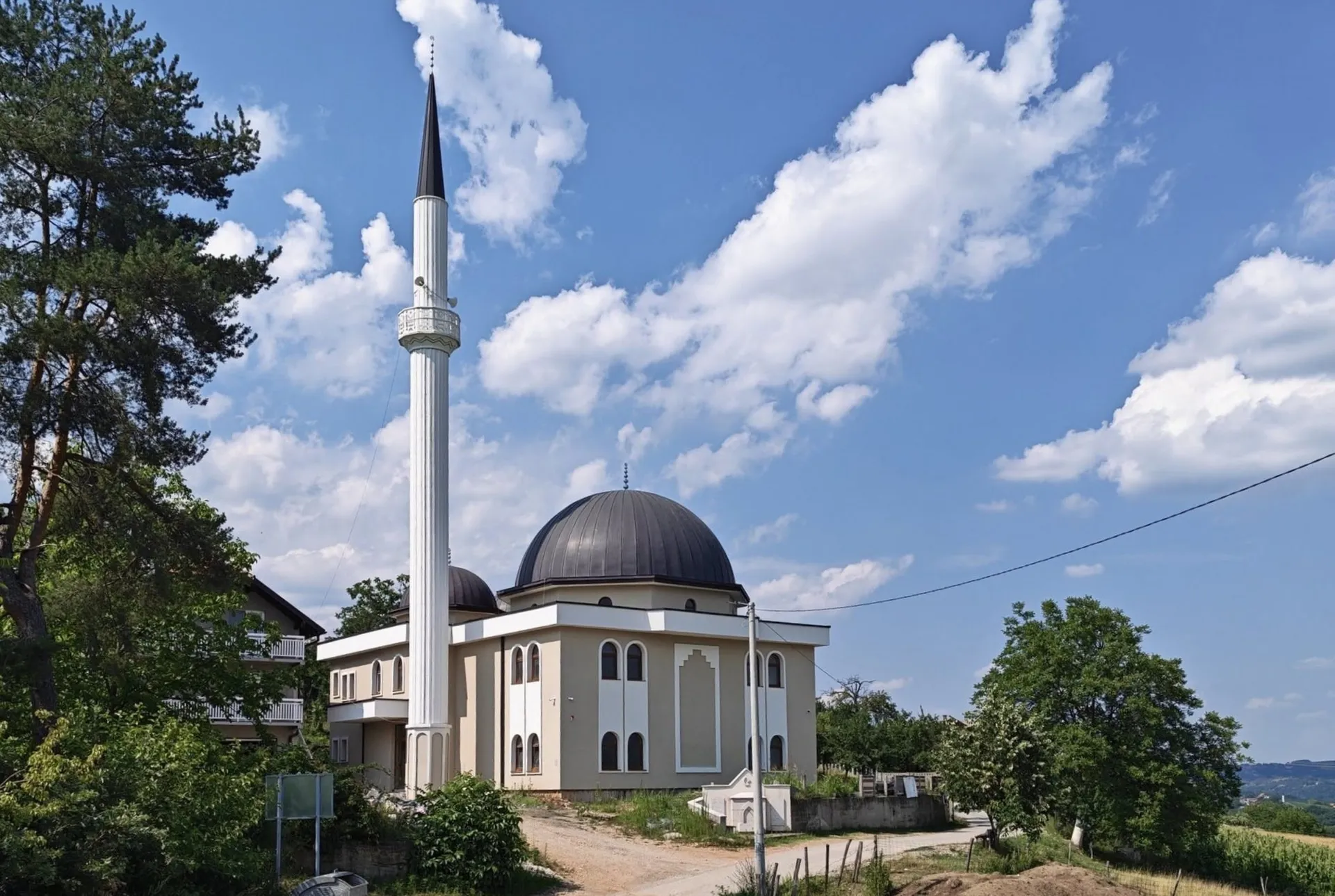 Danas otvaranje džamije u Glumini