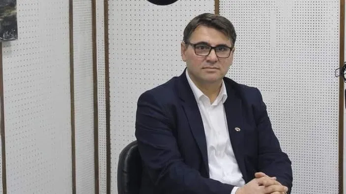 OD IMENA DO STRATEGIJE Nije dovoljno znati ko smo, moramo znati i šta ćemo s tim znanjem o sebi