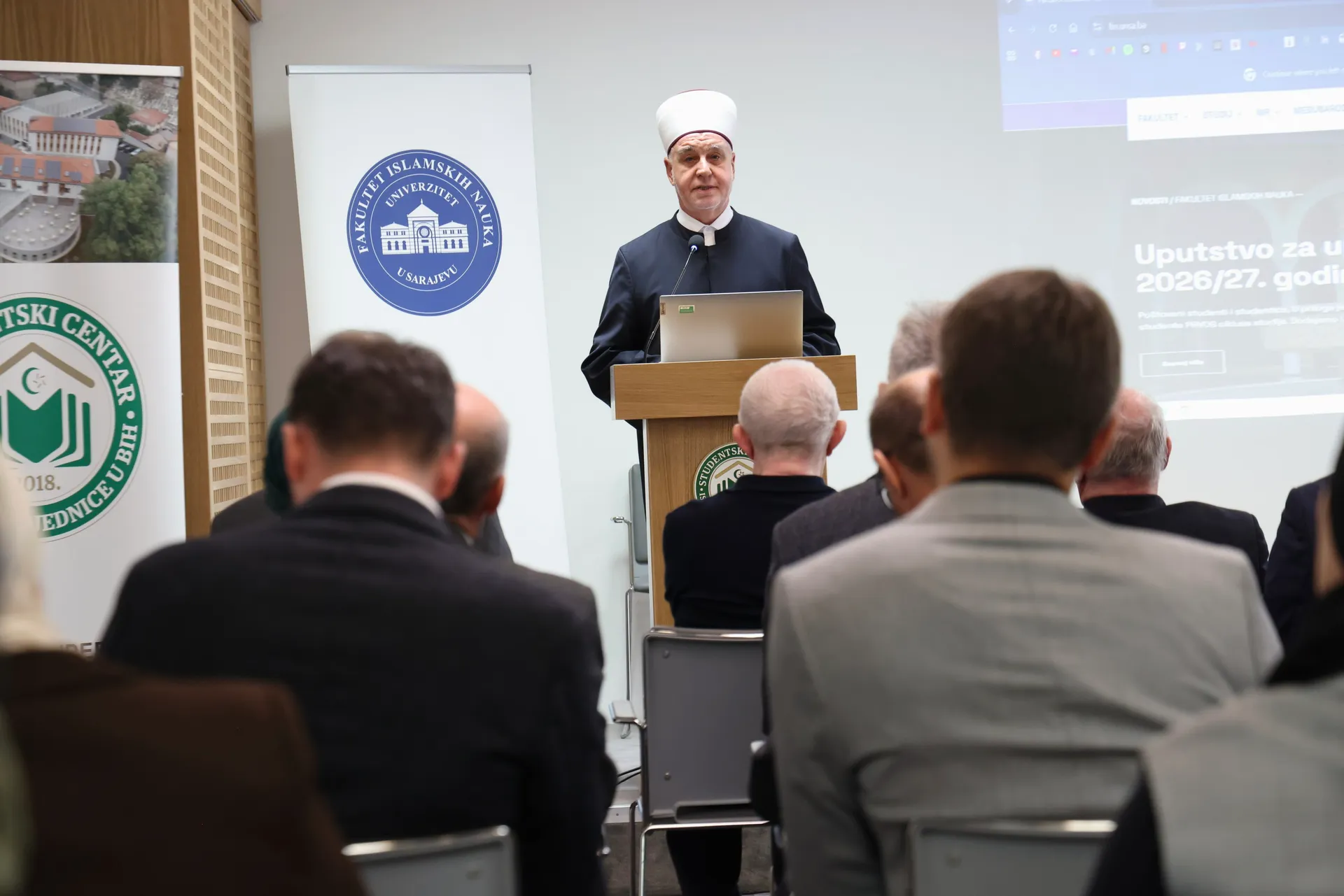 Reisul-ulema Kavazović: Na islamofobiju odgovoriti znanjem, istraživanjem i otvorenim dijalogom