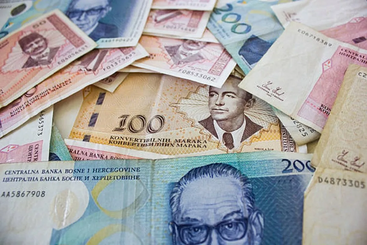 UIO za devet mjeseci prikupila 9,5 milijardi KM od indirektnih poreza