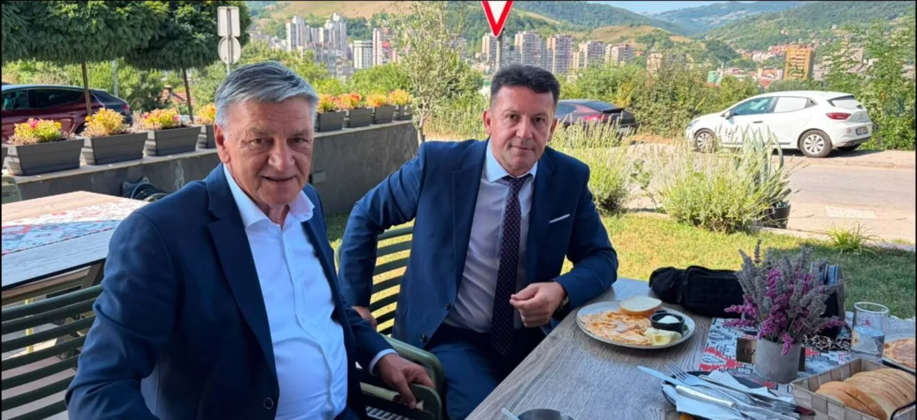 Je li parcela prodana Lidlu za više od četiri miliiona KM 'natjerala' Kasumovića da podrži Lučića?