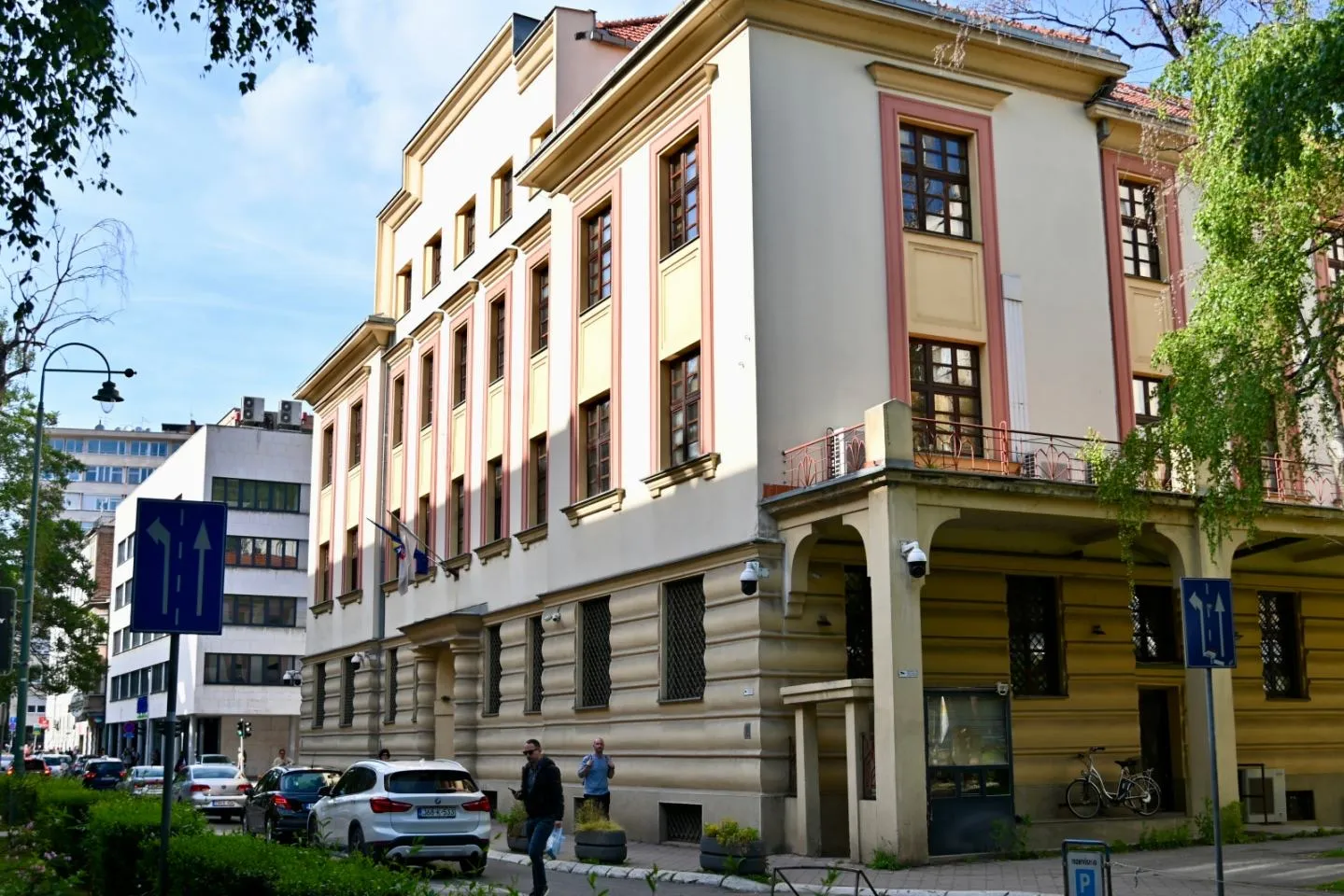 Kantonalni sud u Sarajevu potvrdio optužnicu protiv dvojice muškaraca koji su vrbovali djevojke na pružanje seksualnih usluga