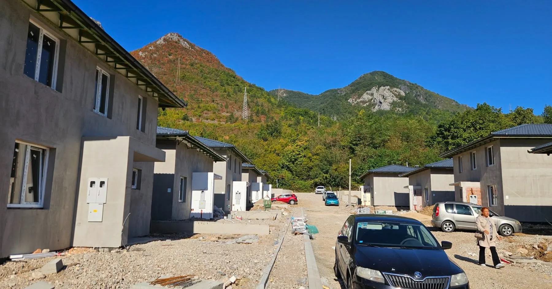 Pri kraju izgradnja 16 kuća u Donjoj Jablanici: 20 porodica pogođenih poplavama uskoro će imati novi dom