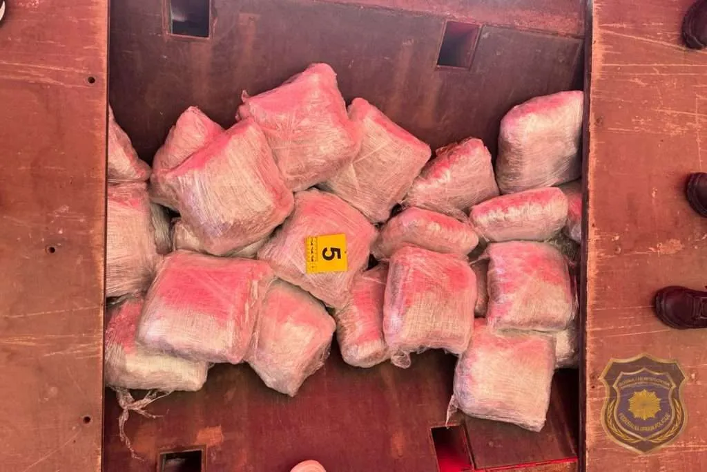 FUP u akcijI 'Kamen' oduzeo 100 kg droge, uhapšena osoba iz Konjica