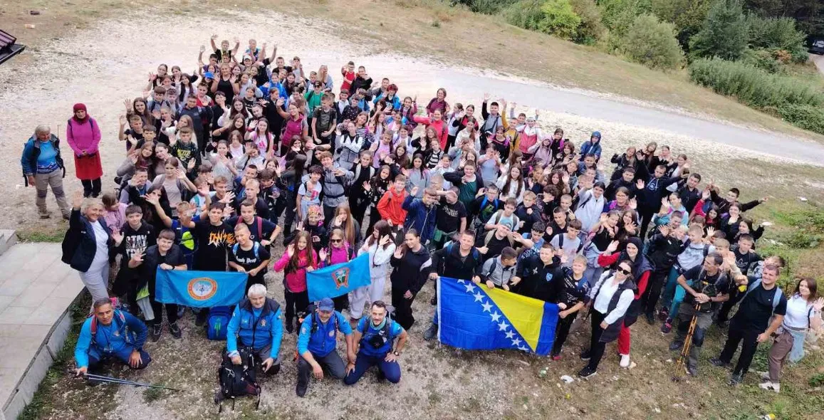 Više od 4.000 učenika iz Kantona Sarajevo uspješno završilo Školu planinarstva
