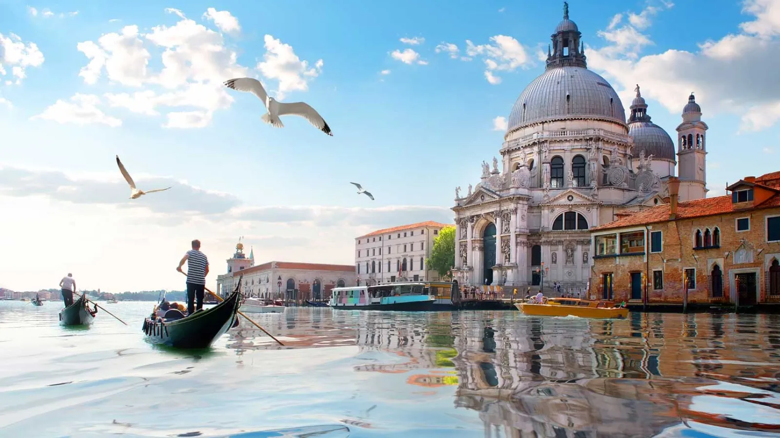 Naknadu za ulaz u Veneciju ove godine platilo 650.000 posjetilaca, u gradsku blagajnu slilo se više od pet miliona eura