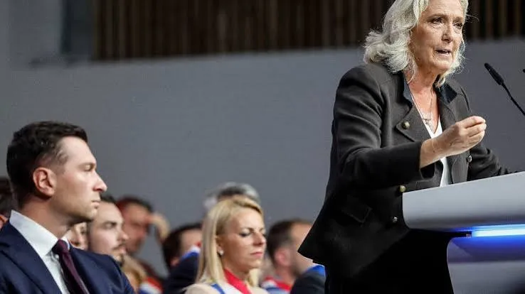 Le Pen: Propisi i standardi EU su ’regulatorni pakao’