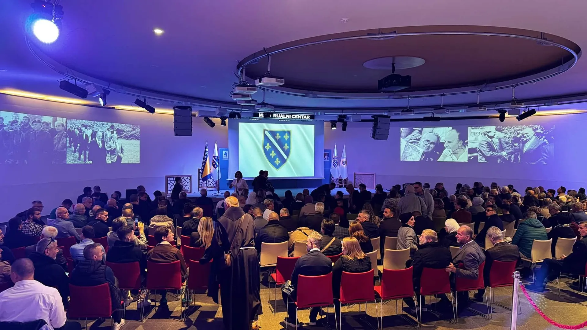 U Sarajevu premijerno prikazan dokumentarni film o Aliji Izetbegoviću