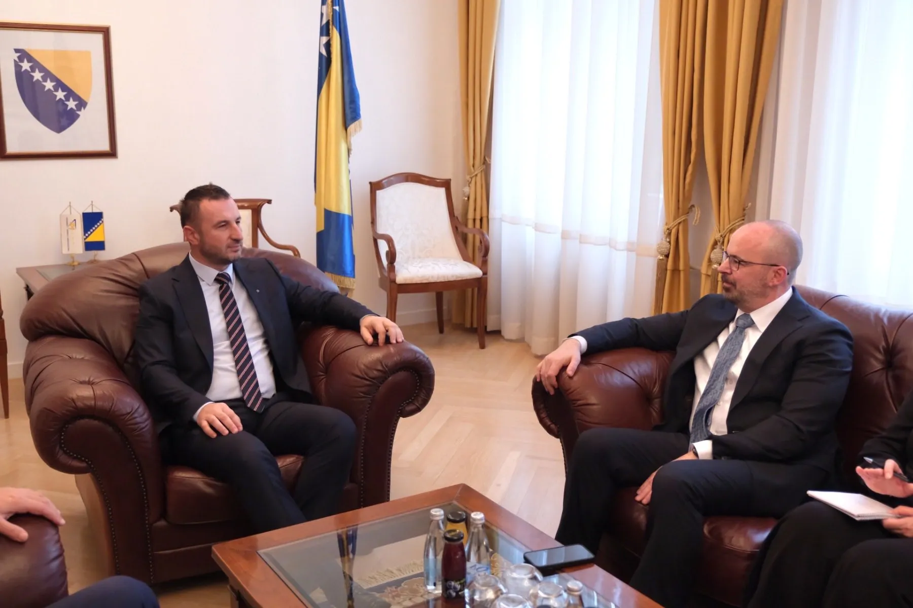 Efendić sa Ginkelom: Jačati ekonomsku saradnju BiH i SAD