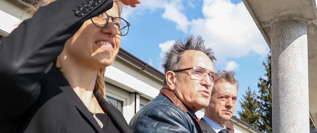 Kako je politično nastavljeni direktor kliničnega centra izgubil tožbo proti Bojanu Požarju in blamaža odvetništva Zakonjšek