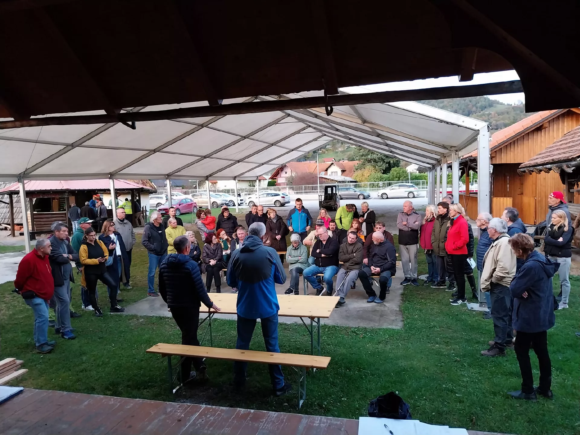 INICIATIVA PROTI SELITVI IZ LETUŠA