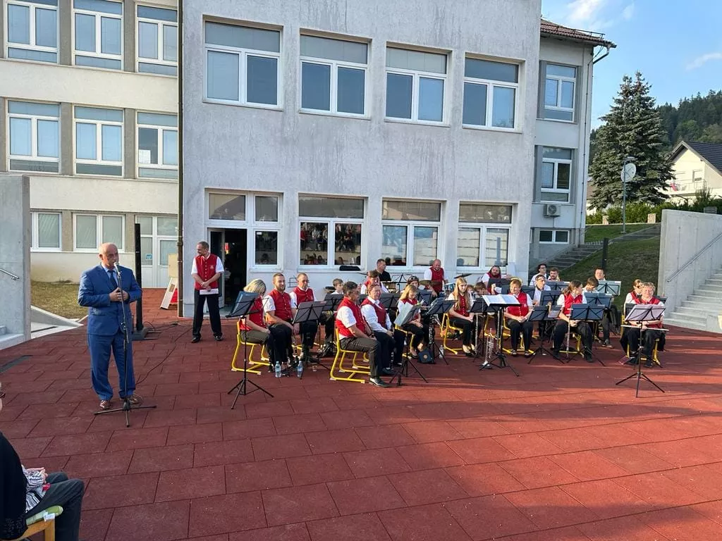 Dobrodelni koncert v domači vasi našega dragega dirigenta Gašperja Breznika