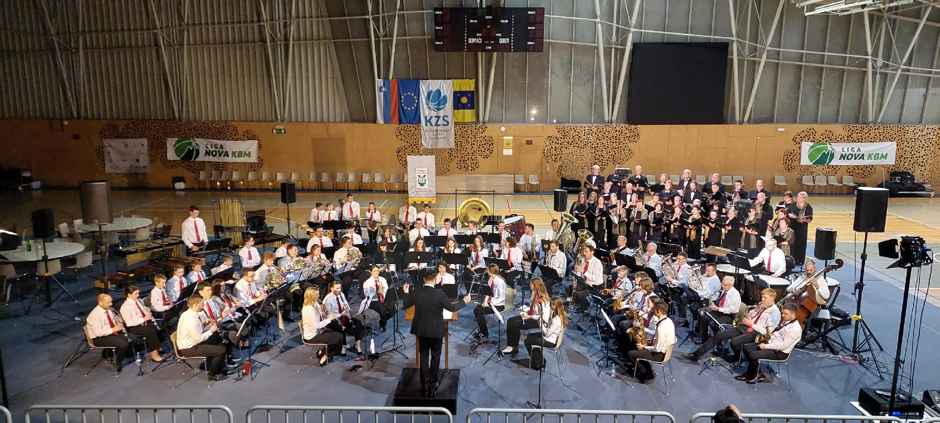 Za nami je prvi decembrski koncert in prvi na sploh v občini Podčetrtek