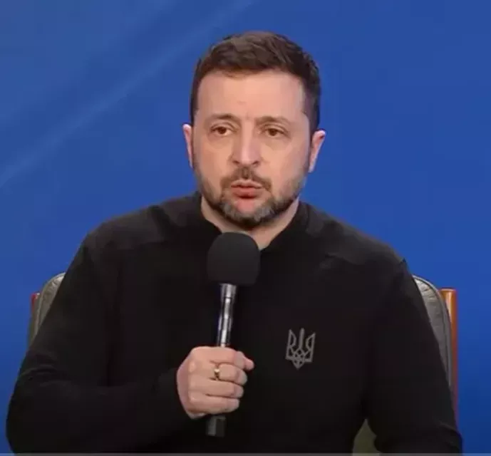 Ali bo Zelenski položil ukrajinske dragulje Trumpu pred noge?