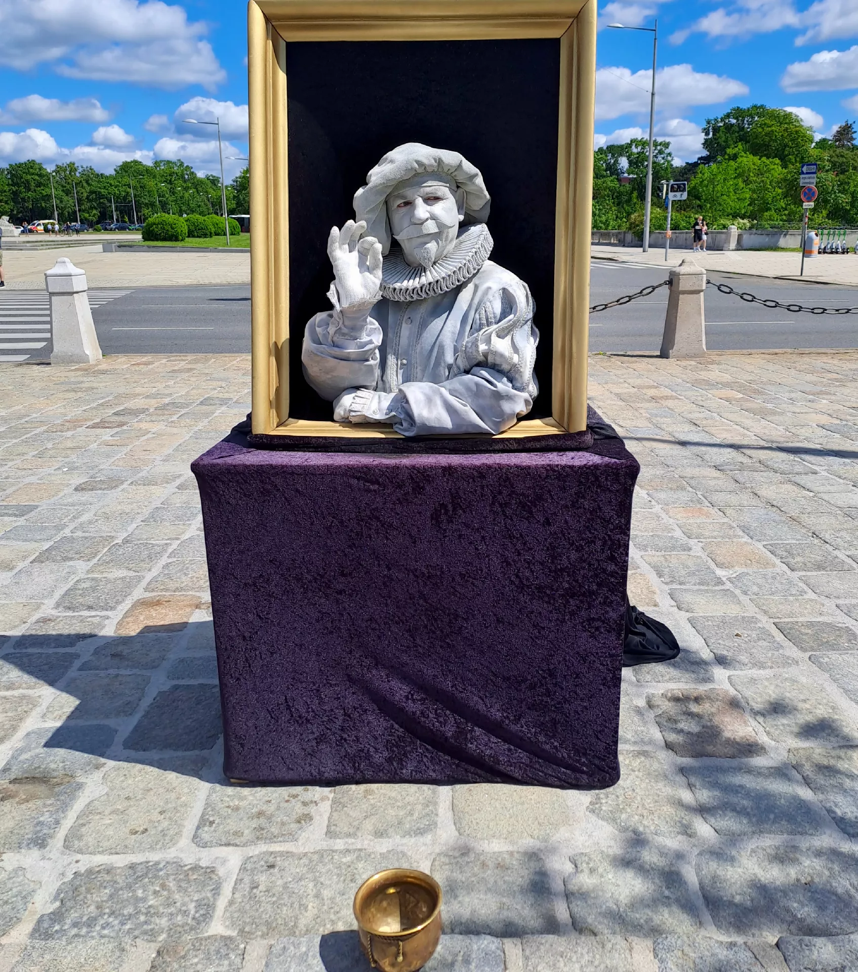 Informacije javnega značaja, MDDSZ, prošnja za odgovore in pojasnila