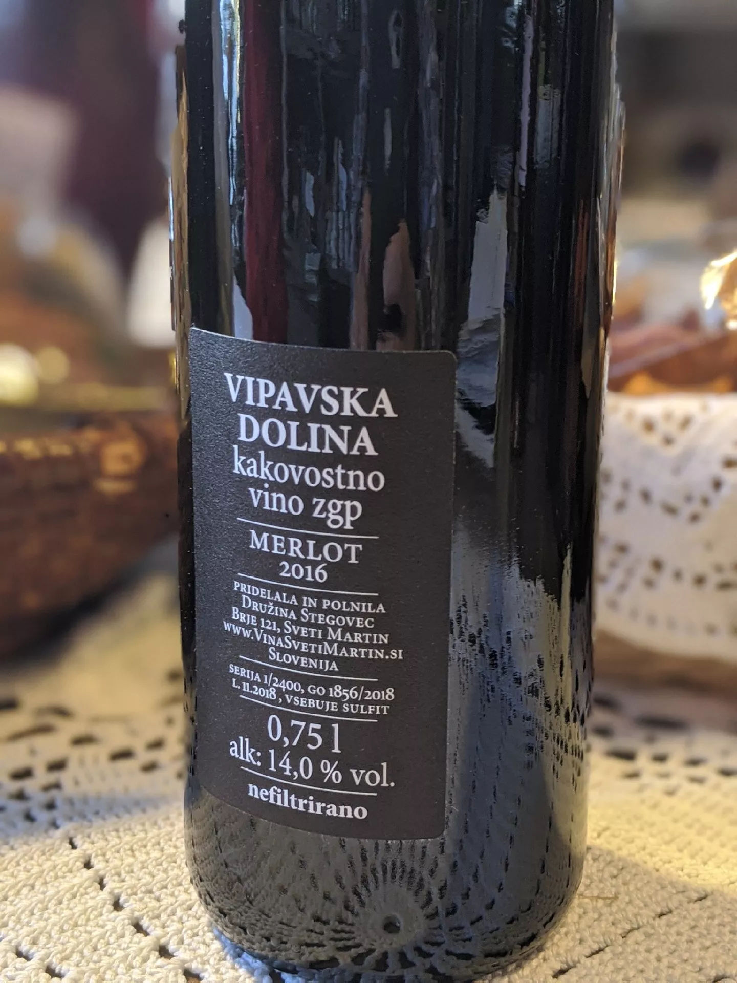Merlot Sveti Martin 0,75l- kakovostno vino ZGP - 2