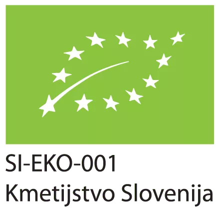 Truške rdeče Rodica 0,75 l- kakovostno vino ZGP - 3