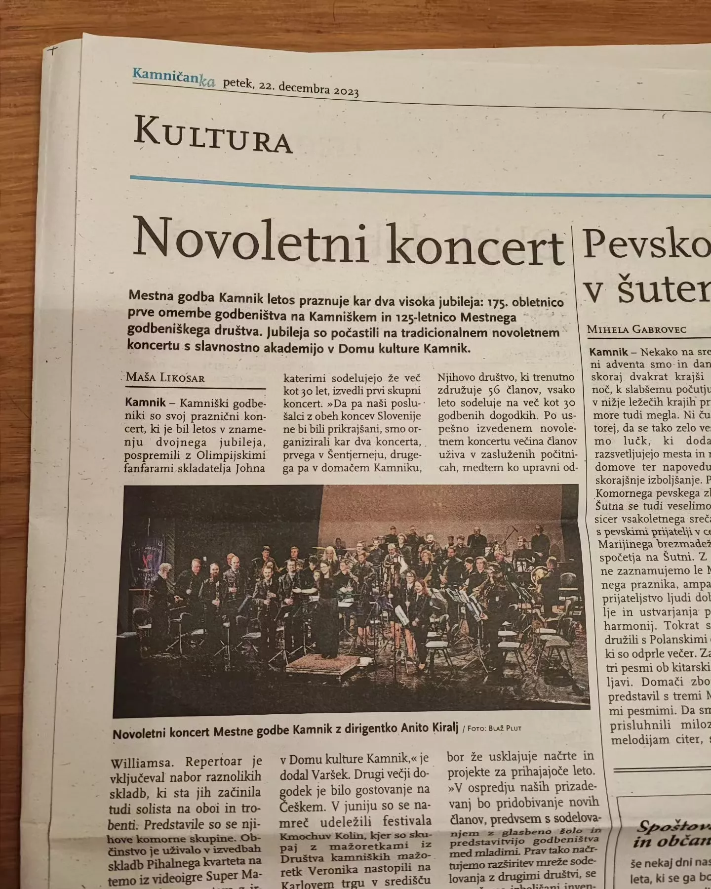 Preberite naš članek o letošnjem jubilejnem koncertu v časopisu Kamničan-ka na strani 7!