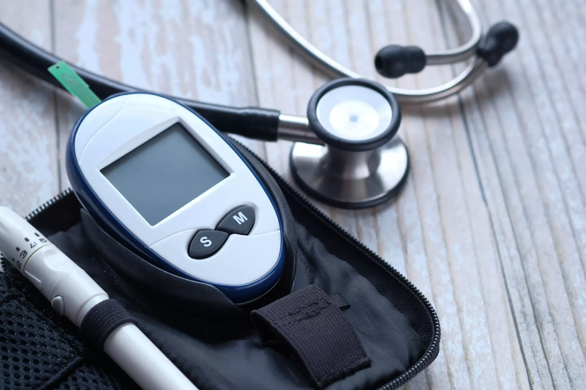 Zanesljivost in natančnost merilnikov glukoze v krvi