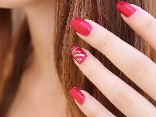 Kako pospešimo rast nohtov?