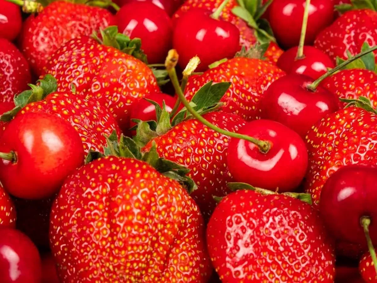 Koliko jagod in češenj lahko pojemo na dan?