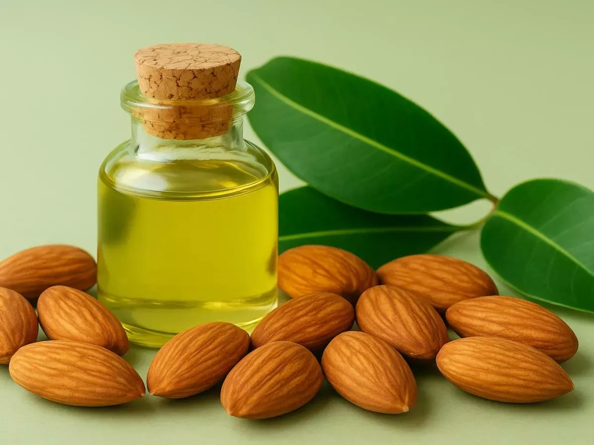 Zakaj so masaže z mandljevim oljem v tem letnem času tako zdrave