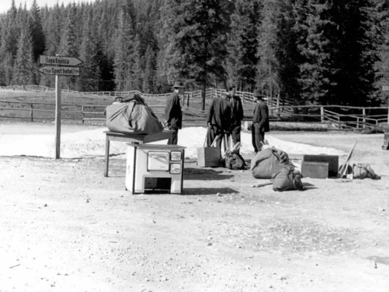 50-ta leta
Prihod sezonskih delavcev na Mrzli studenec