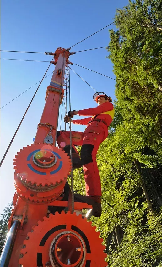 GG Bled - sečnja lesa: žičnica