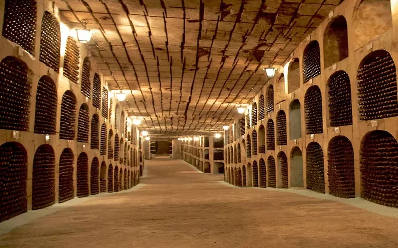 SAJ NI RES, PA JE! – Nenavadna dejstva o Moldaviji