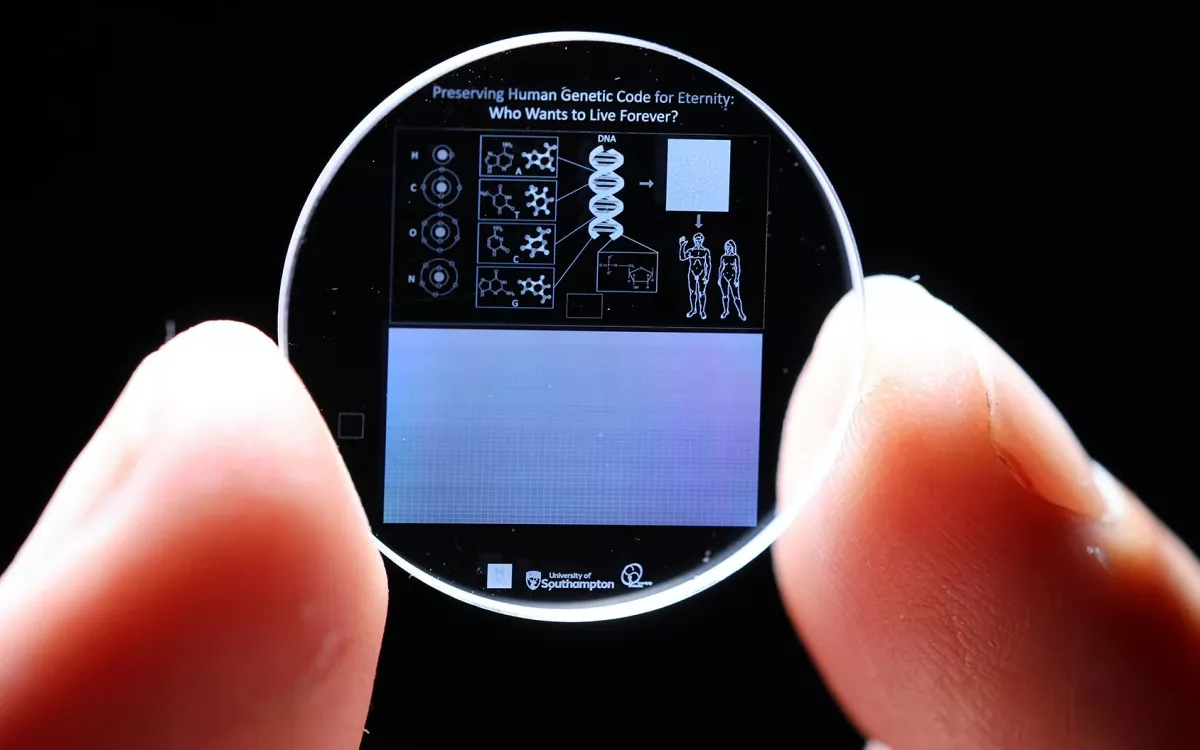 Kristal lahko shrani človeštvo