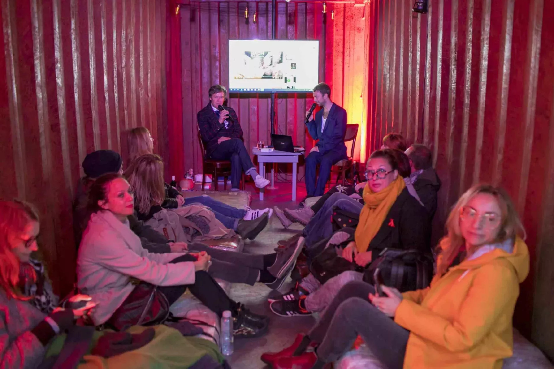 Kaj pod levimi vladami NVO-jem plačujemo davkoplačevalci - umetnost “fukarije” z istospolnimi