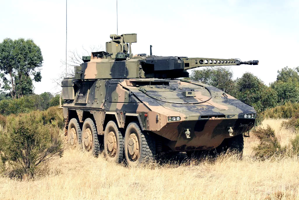 Skrajna levica veleizdajalsko kocka z našo varnostjo 