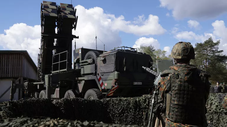 ČE ŠE NISTE VEDELI, VOJNA JE (VELIK) POSEL ... IN TO JE ZDAJ POPOLNOMA JASNO IN ODKRITO POVEDANO ...