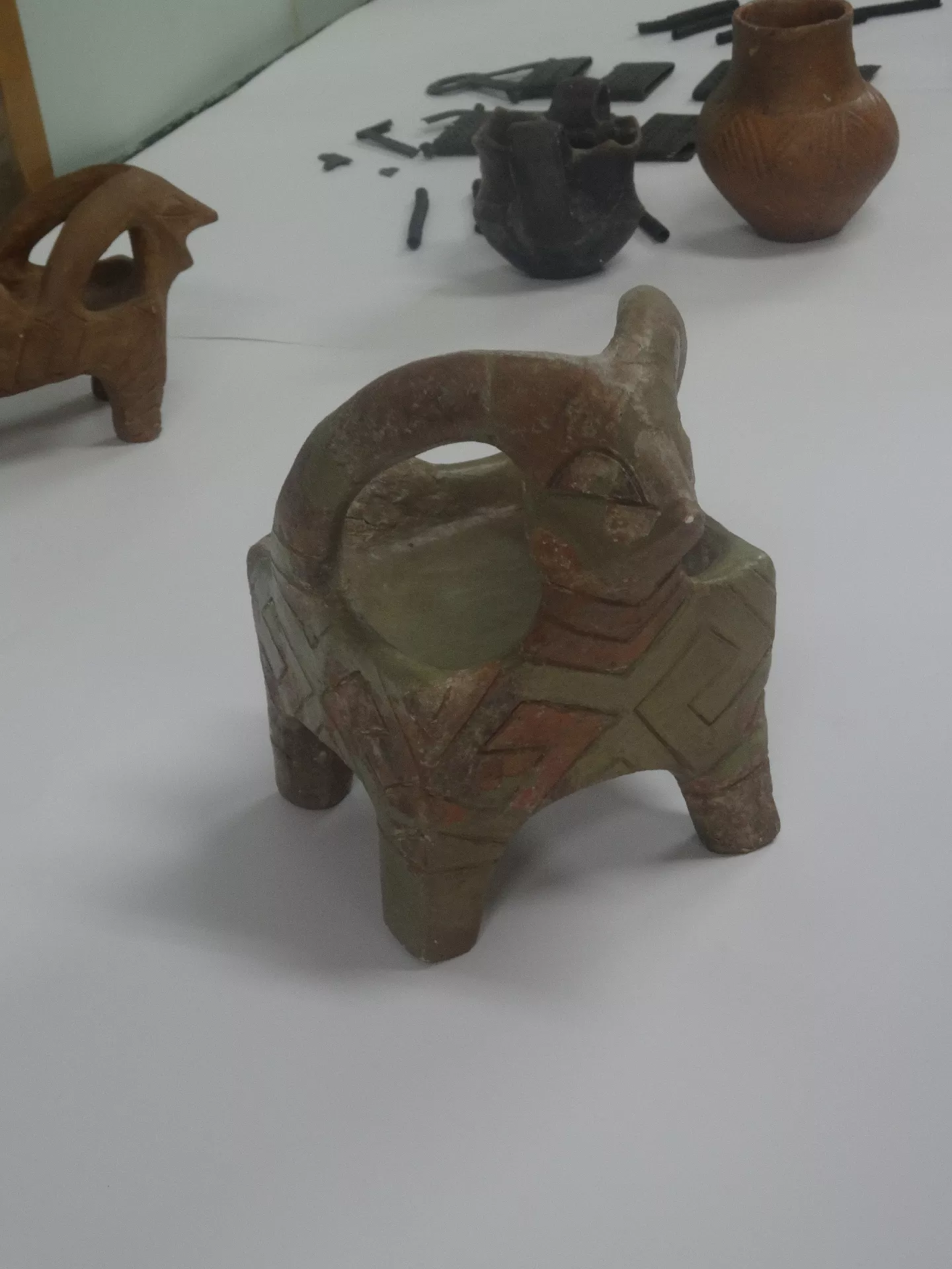 KEMIČNI SVINČNIK NA NOČNEM ŽRTVENIKU