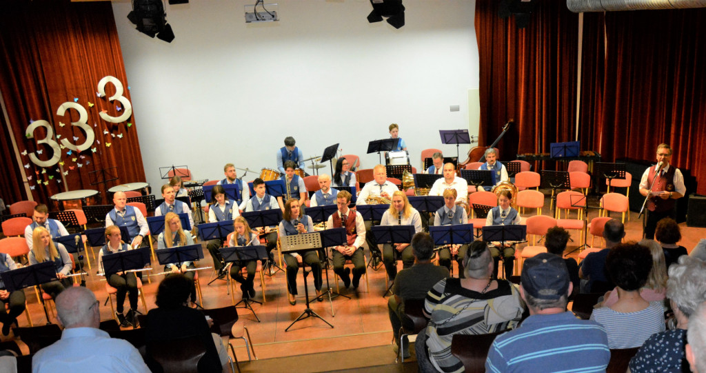 Pihalni orkester Apače