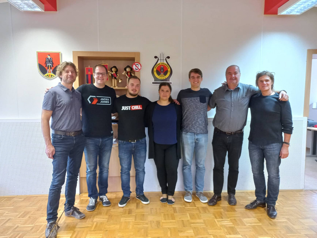 
				Udeleženci dirigentske šole			